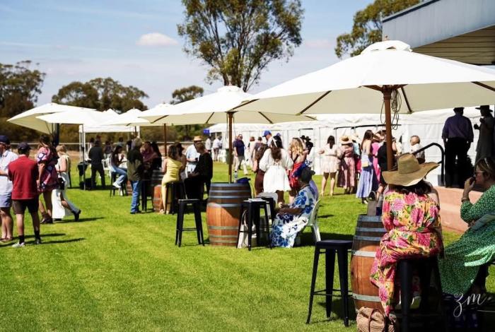 TC Lee Memorial Community Race Day - Narrandera Race Club Inc